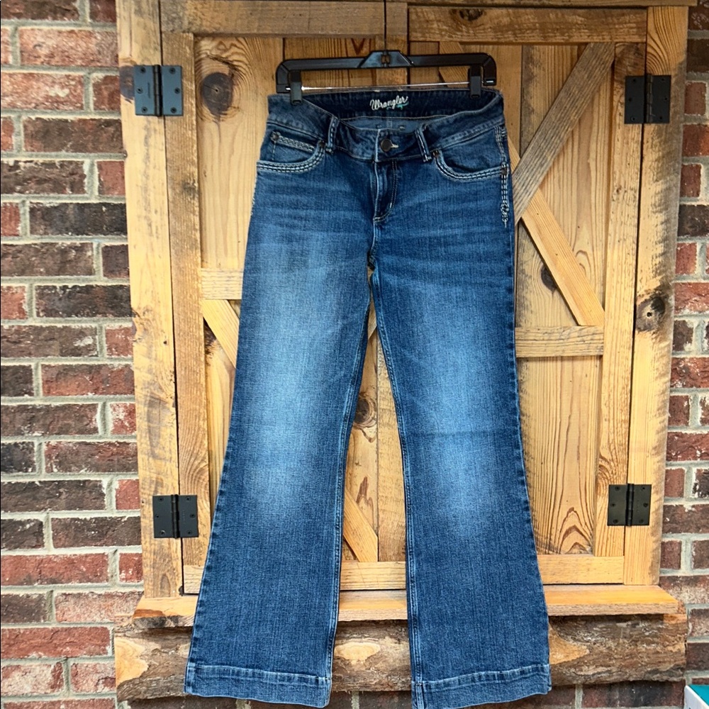 WRANGLER RETRO WOMENS DARK WASH SADIE LOW RISE FLARE/BOOT CUT JEANS NWOT - Picture 2 of 11
